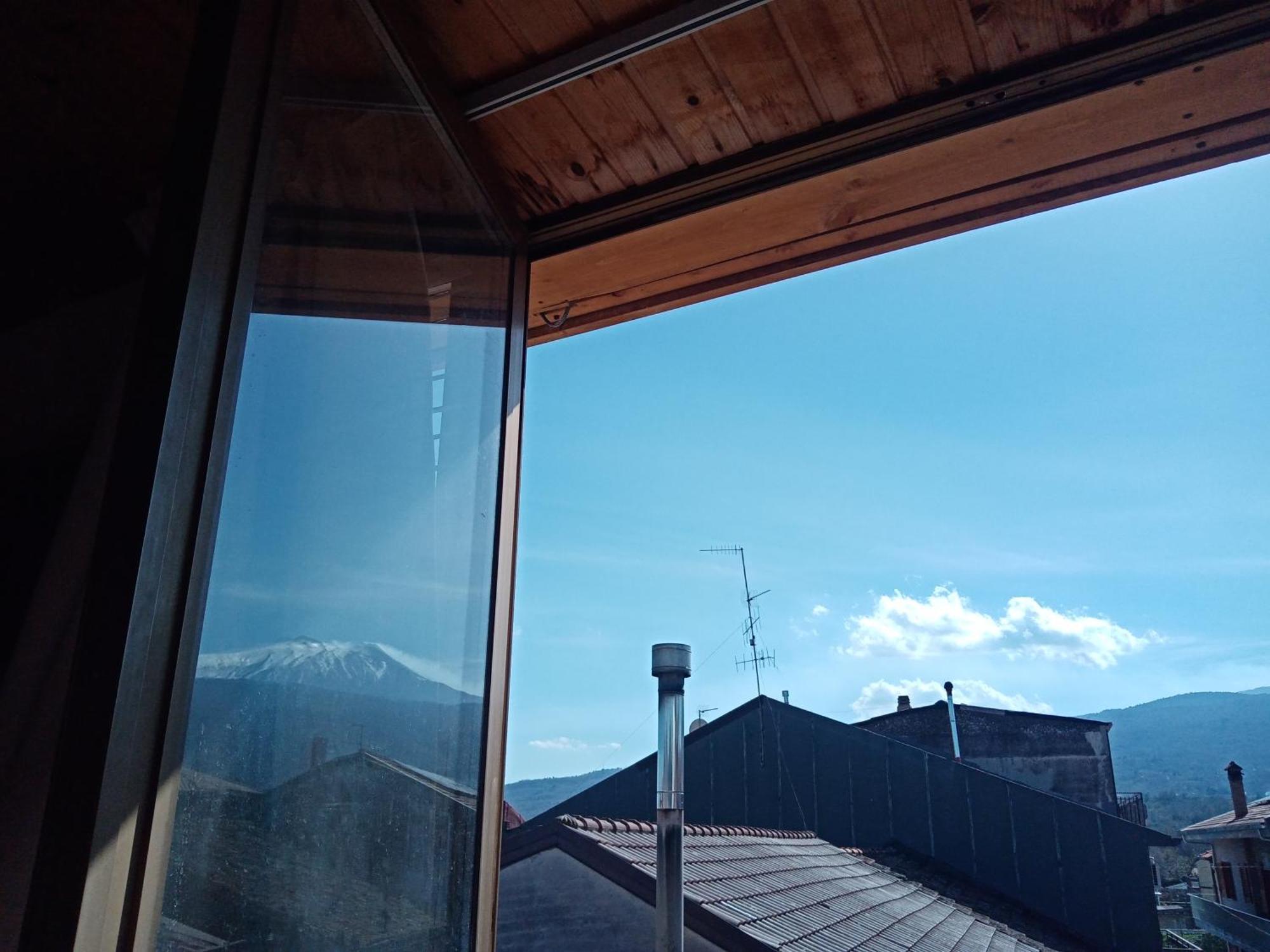 La Finestra Sull'Etna Villa Linguaglossa Exterior foto